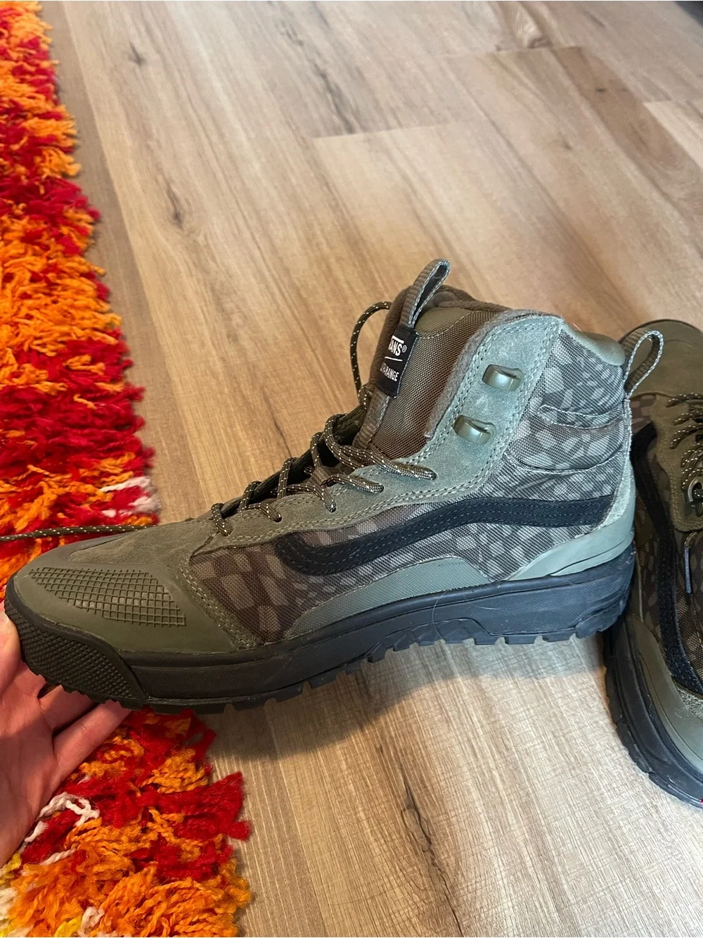 N/A vans ultrarange
